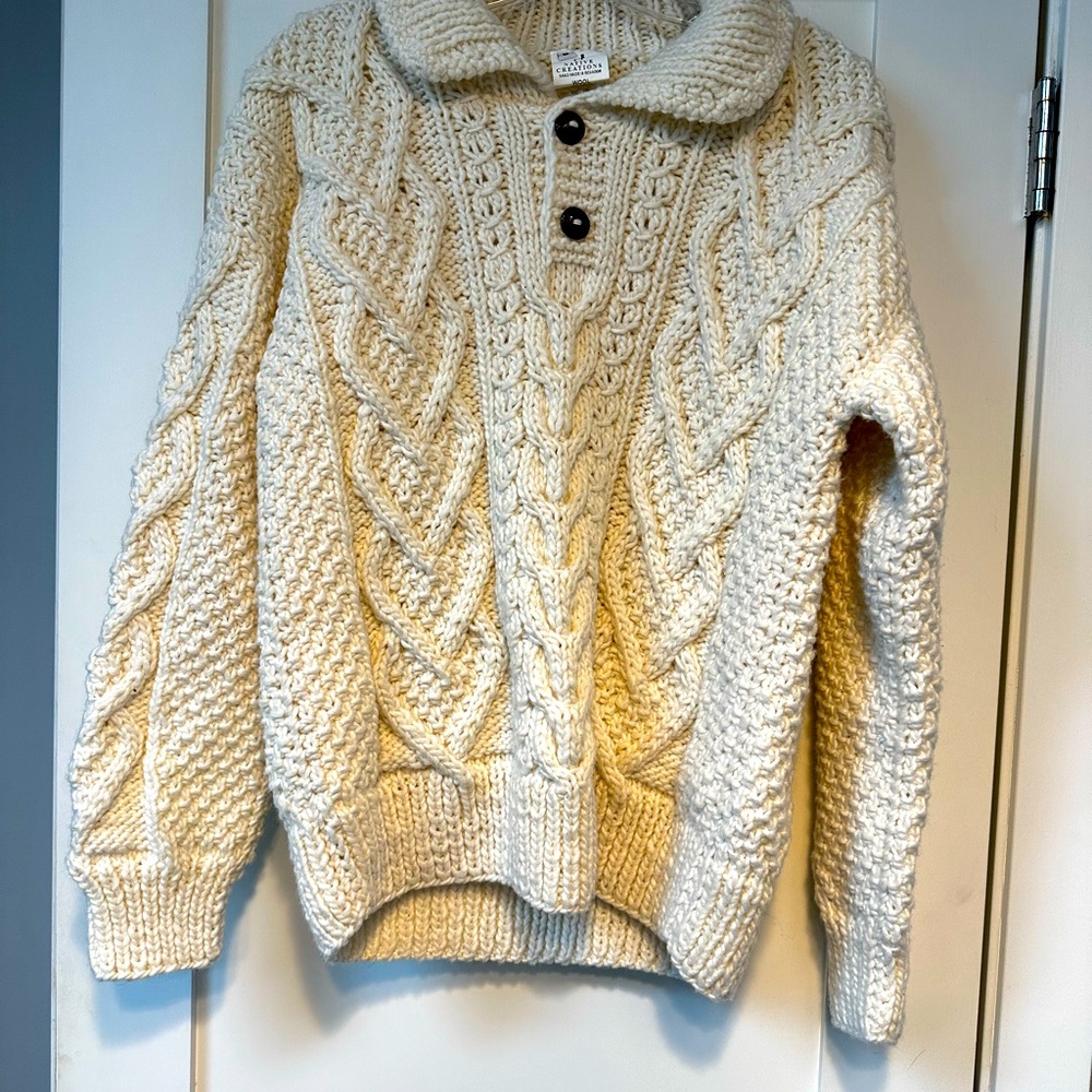 Native Creations Womens Cream Wool Sweater